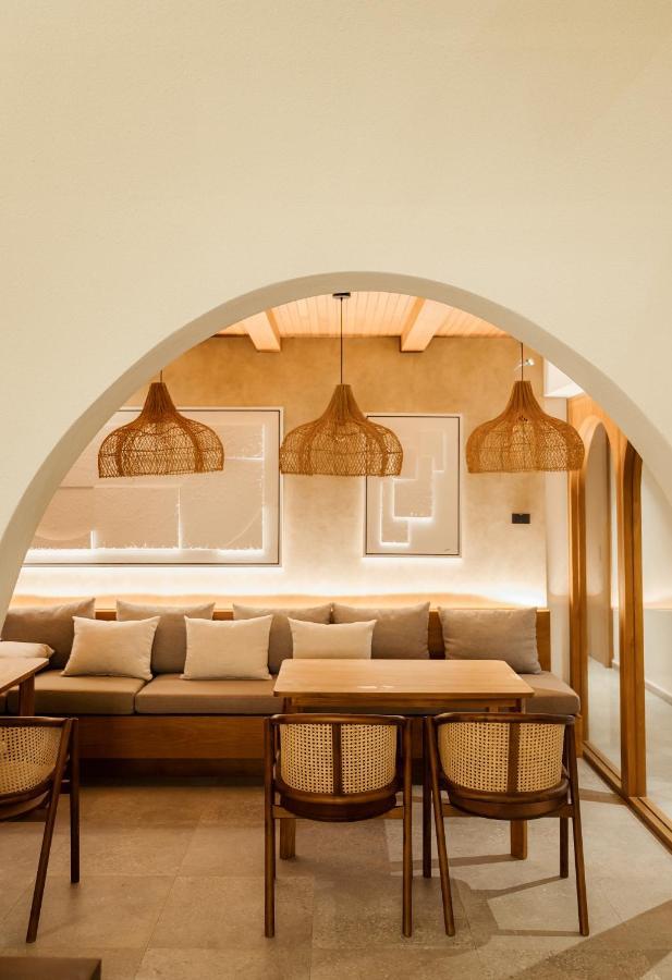 Tasana Bar And Luxury Resort Ko Lan Exterior foto