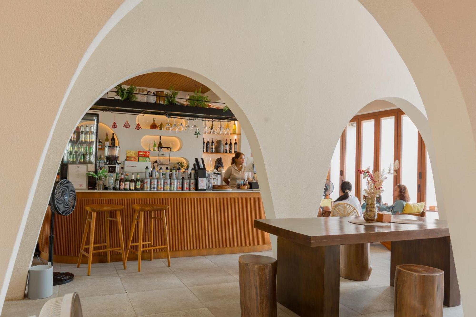 Tasana Bar And Luxury Resort Ko Lan Exterior foto